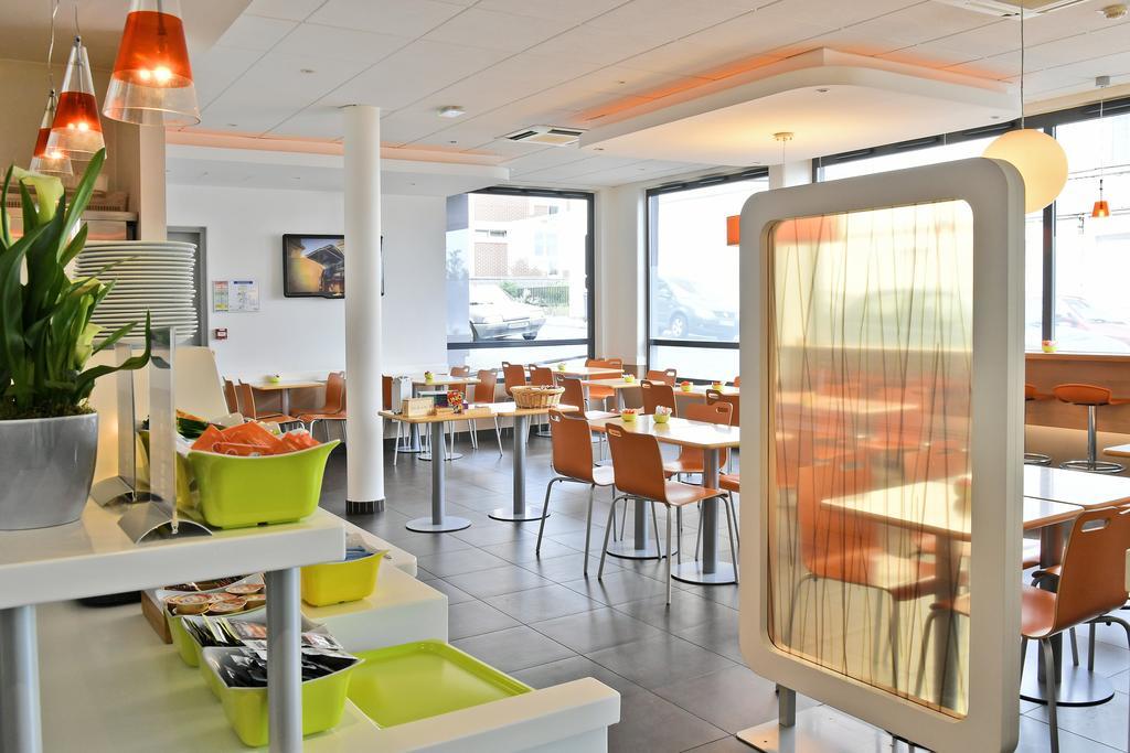 Ibis Budget Saint-Quentin Centre Gare ภายนอก รูปภาพ